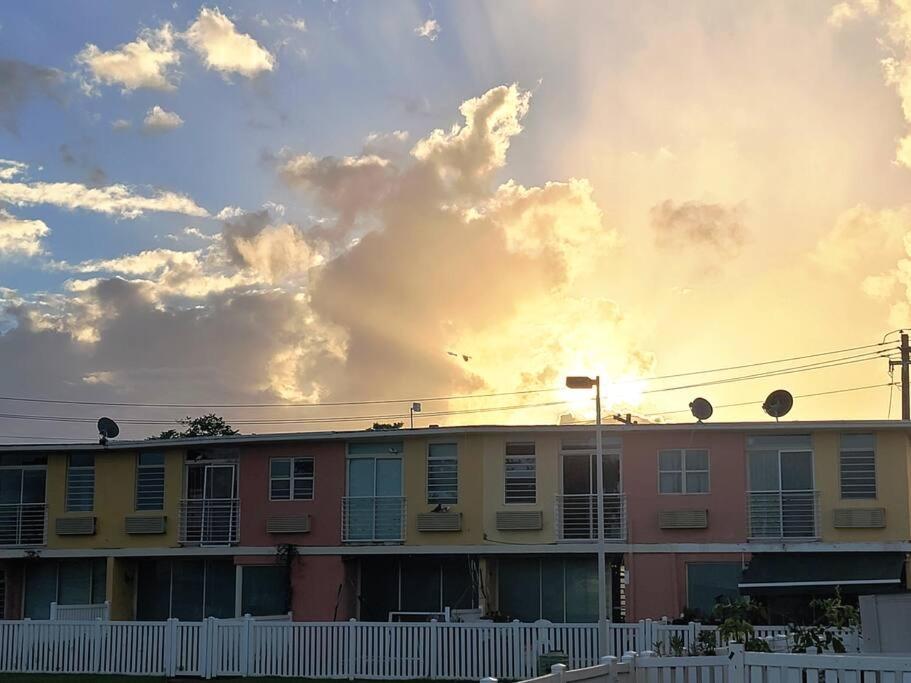 Near Islaverde Beach Home Carolina Puerto Rico. Exteriér fotografie